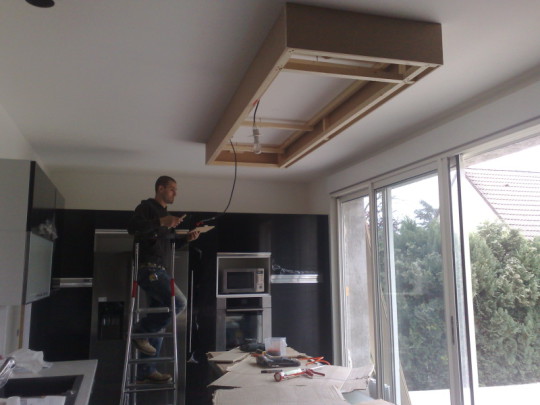 Installation plafond suspendu